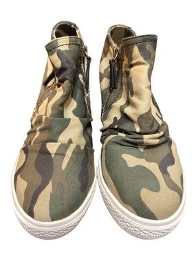 Not Rated Camo Hidden Wedge High Top Sneakers Women’s Size 8.5 NWOB